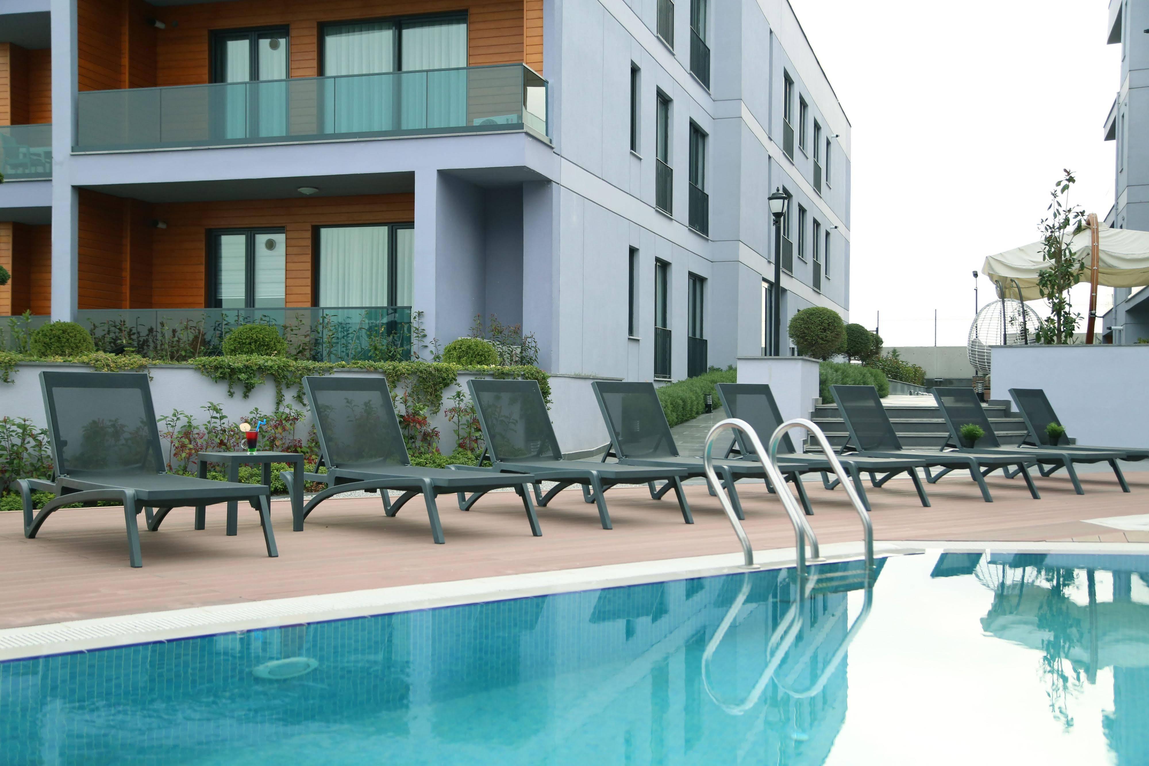 Green Hills Suites Ялова Екстериор снимка
