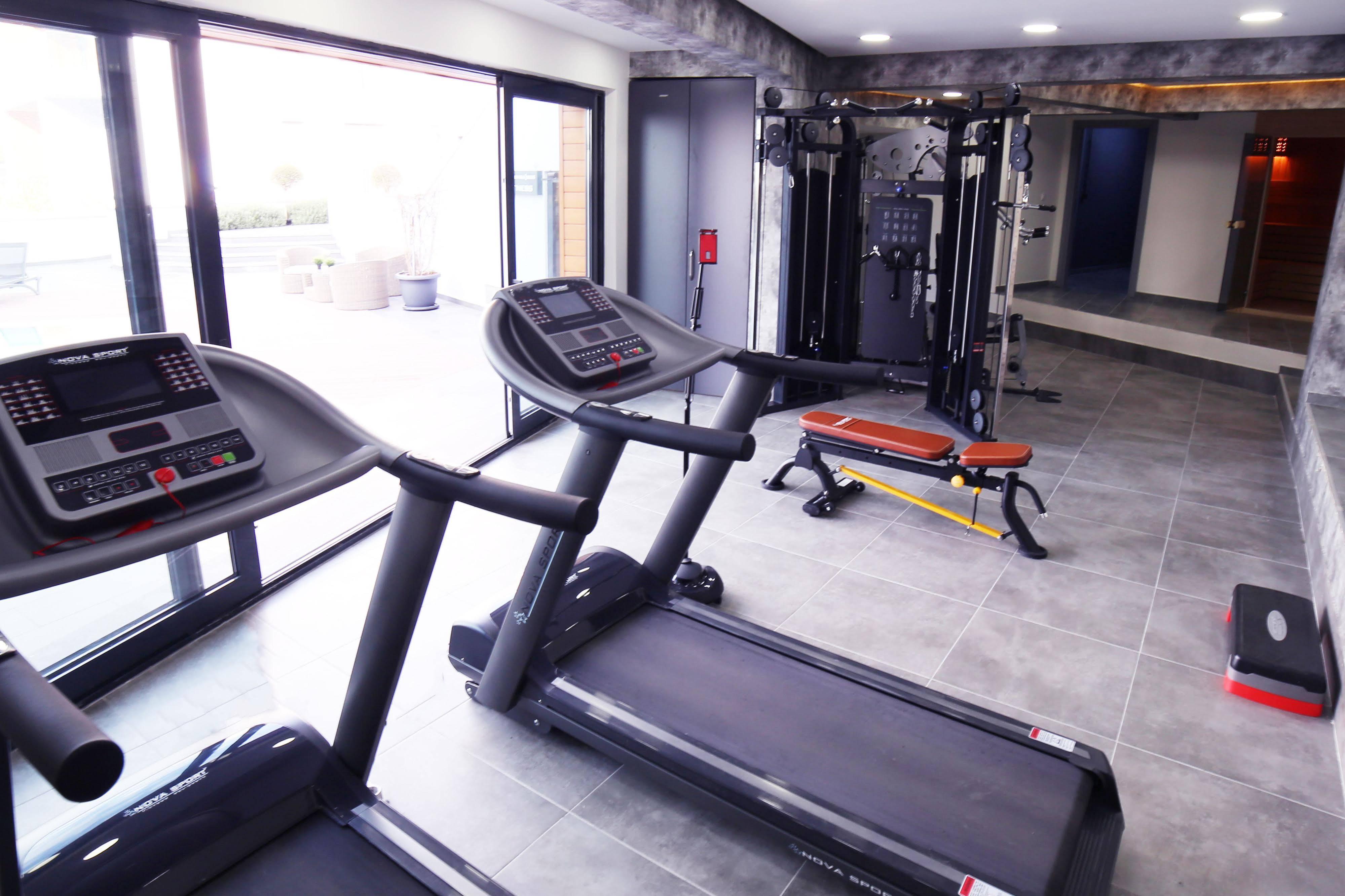 Green Hills Suites Ялова Екстериор снимка